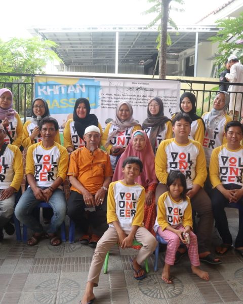 Habibi Maulida Project Gelar Khitan Massal, Ajarkan Anak Berbagi Sejak Dini