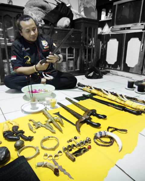 Tradisi Jamas Pusaka 1 Suro, Lestarikan Budaya Jawa di Kalimantan