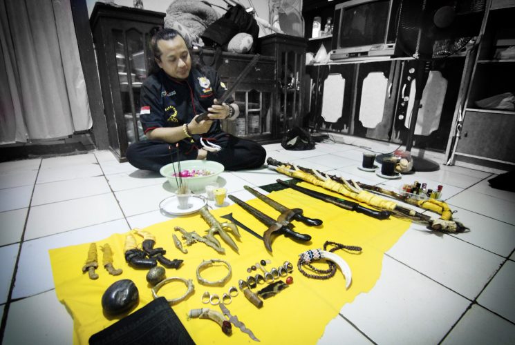 Tradisi Jamas Pusaka 1 Suro, Lestarikan Budaya Jawa di Kalimantan