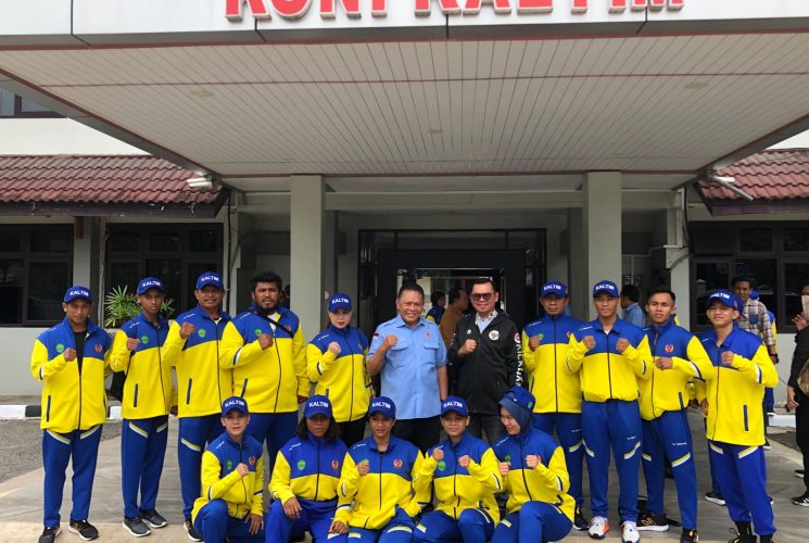 Kickboxing Kaltim Dapat 2 Emas dan 4 Perak