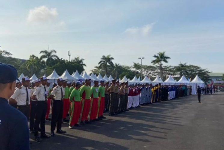 Lepas Kirab Pemuda Beregu, Sri Wahyuni Apresiasi Dispora Kaltim