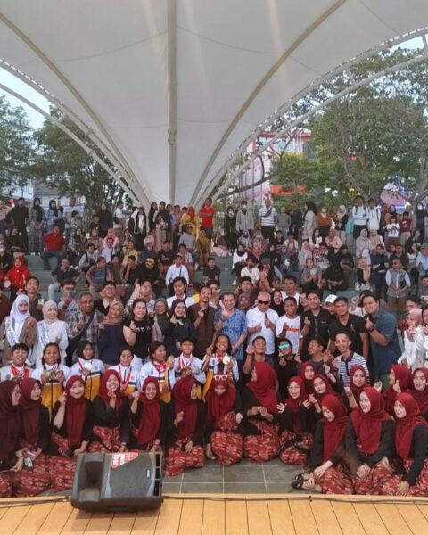 Kunjungan Perdana, Isran Noor Puji Teras Samarinda