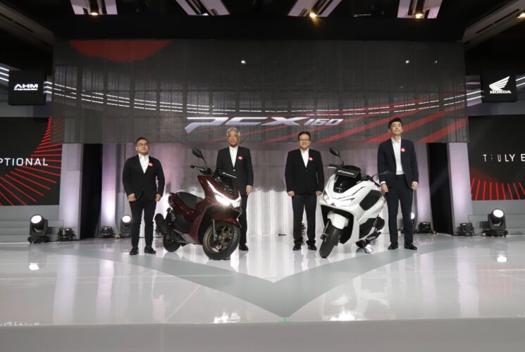 New Honda PCX160: Tampil Lebih Mewah dengan Fitur Canggih