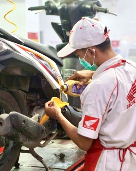 Perhatikan Hal Berikut Agar Terhindar Dari Oli Palsu