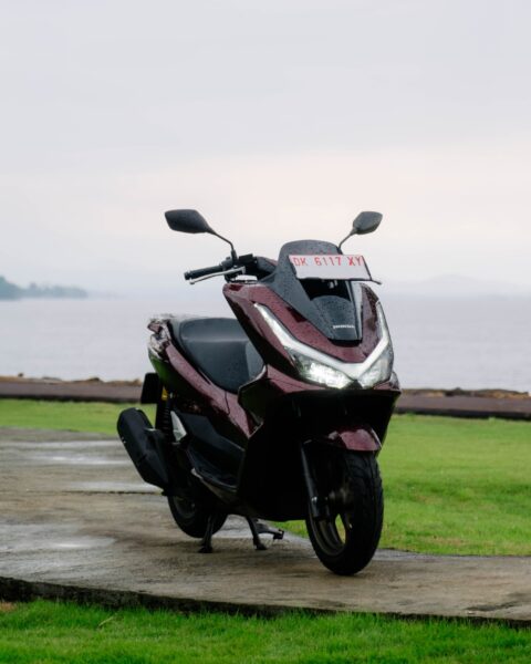 Terbaru dari Honda PCX160, Tetap Terkoneksi dan Bebas Ribet dengan Honda RoadSync