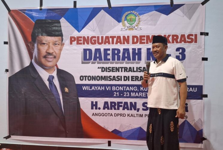 Arfan Gelar Diskusi Demokrasi di Bengalon, Soroti Desentralisasi dan Partisipasi Publik