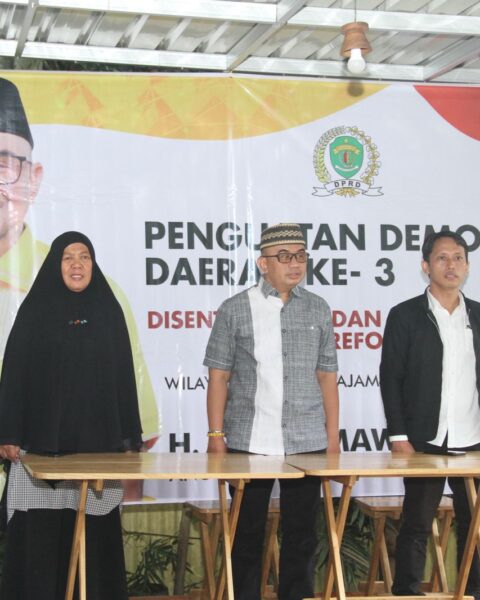 Diskusi Demokrasi di Tanah Grogot, Fadly Imawan Ingatkan Peran Masyarakat