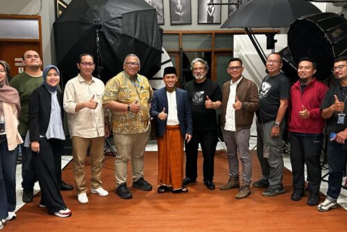 Meningkatkan Profesionalisme Fotografi Indonesia, Diskusi Ekraf Fotografi di Darwis Triadi School of Photography
