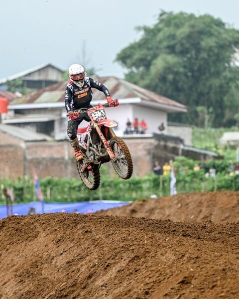 Tekad Arsenio Bawa Astra Honda Juarai Kejurnas Motocross 2025