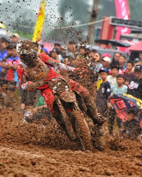 Lawan Trek Ekstrem, CRF Tetap Melesat Raih Podium di Kejurnas Motocross Wonosobo
