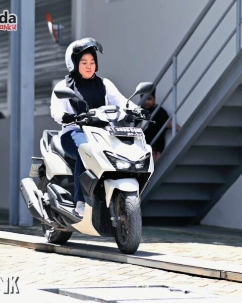 Tips Lewati Jalanan Sempit Dengan Cara Berkendara Aman Dan Nyaman