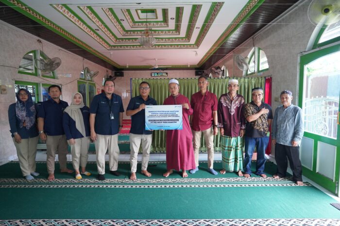Pelindo Jasa Maritim Peduli, Bantu Renovasi Dua Masjid di Samarinda