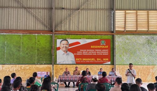 Ekti Imanuel Tindak Lanjuti Aspirasi Warga Lewat Bersempekat di Linggang Bigung