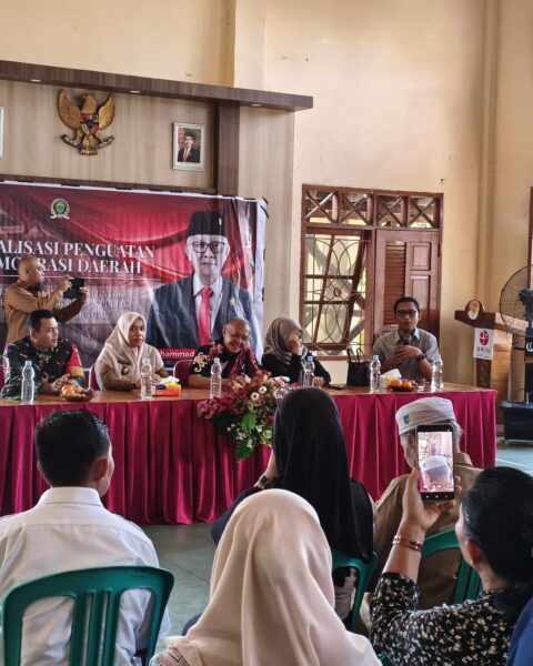 Warga Sungai Merdeka Manfaatkan Forum PDD untuk Sampaikan Keluhan Infrastruktur kepada Muhammad Samsun
