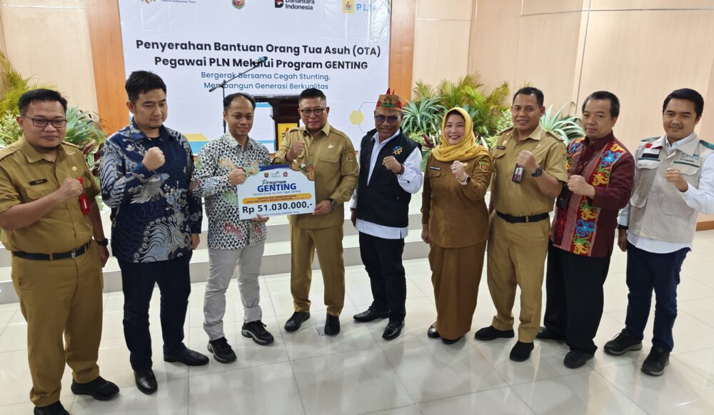 PLN dan Pemkot Samarinda Salurkan Bantuan GENTING untuk 21 Anak Berisiko Stunting