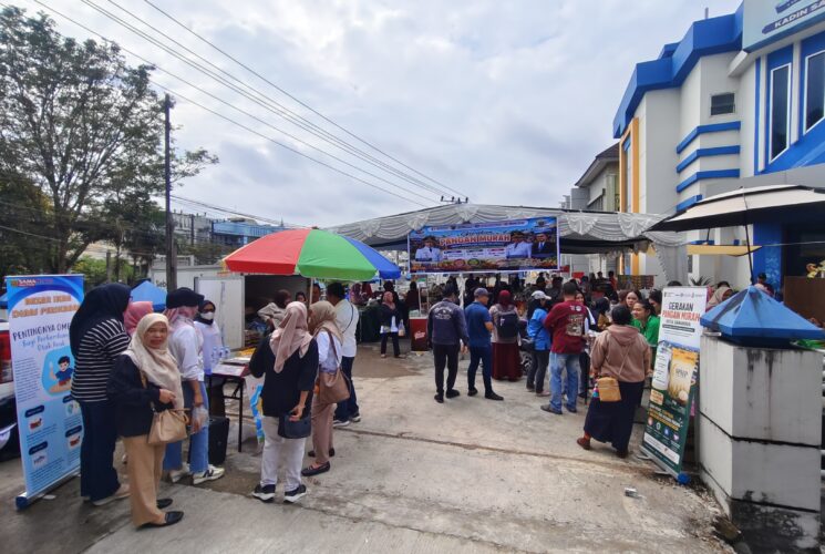 Warga Belanja Hemat, Pedagang Raup Untung Lebih di Gerakan Pangan Murah Samarinda